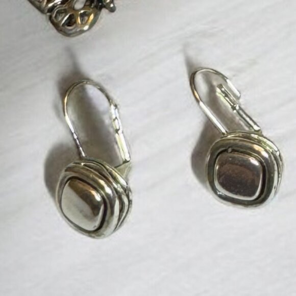 Lot 5 pairs Silver Tone Pierced Earrings Marcasite, Faux Pearls, Various Shapes - Picture 5 of 6